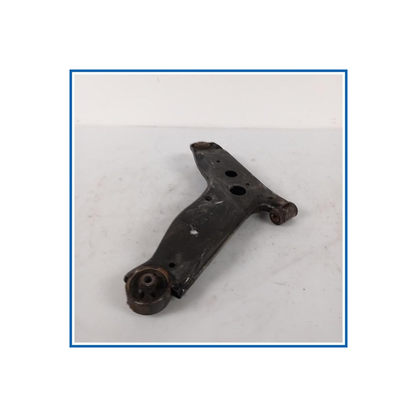 Braccio oscillante BRACCIO COMPLETO-INF, DX | dx. | ant. HYUNDAI i10 I