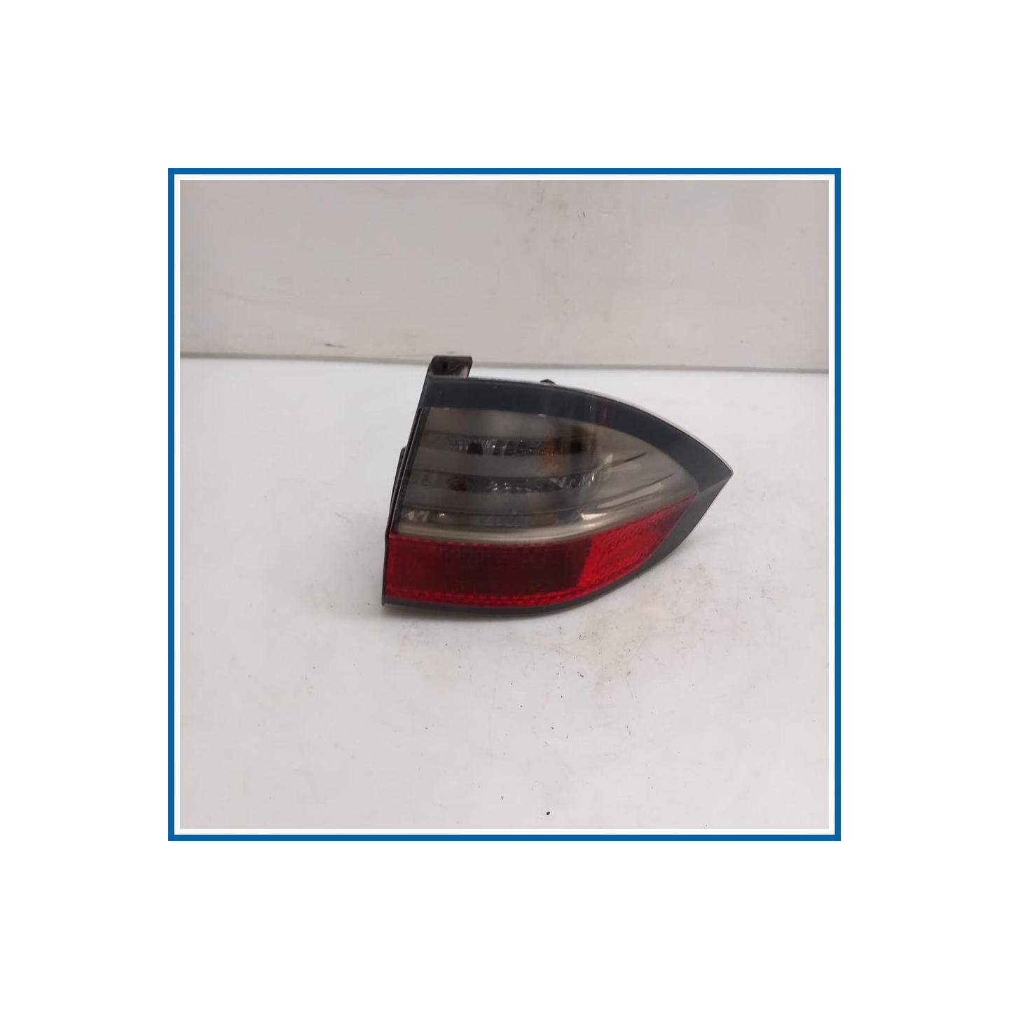 Fanale est. Lamp Assy - Rear; Stop And Flasher | dx. | post. FORD S-Max I