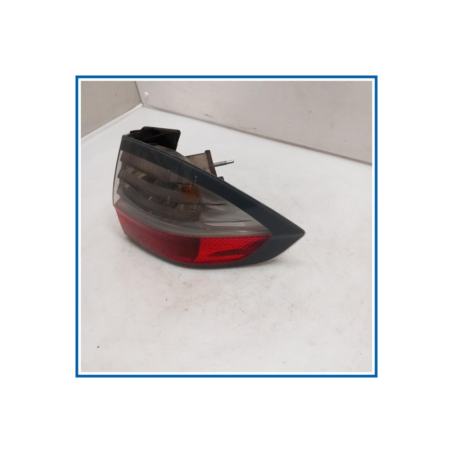 Fanale est. Lamp Assy - Rear; Stop And Flasher | dx. | post. FORD S-Max I