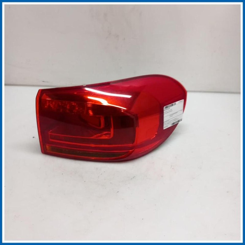 Fanale est. . | dx. | post. VOLKSWAGEN Tiguan I