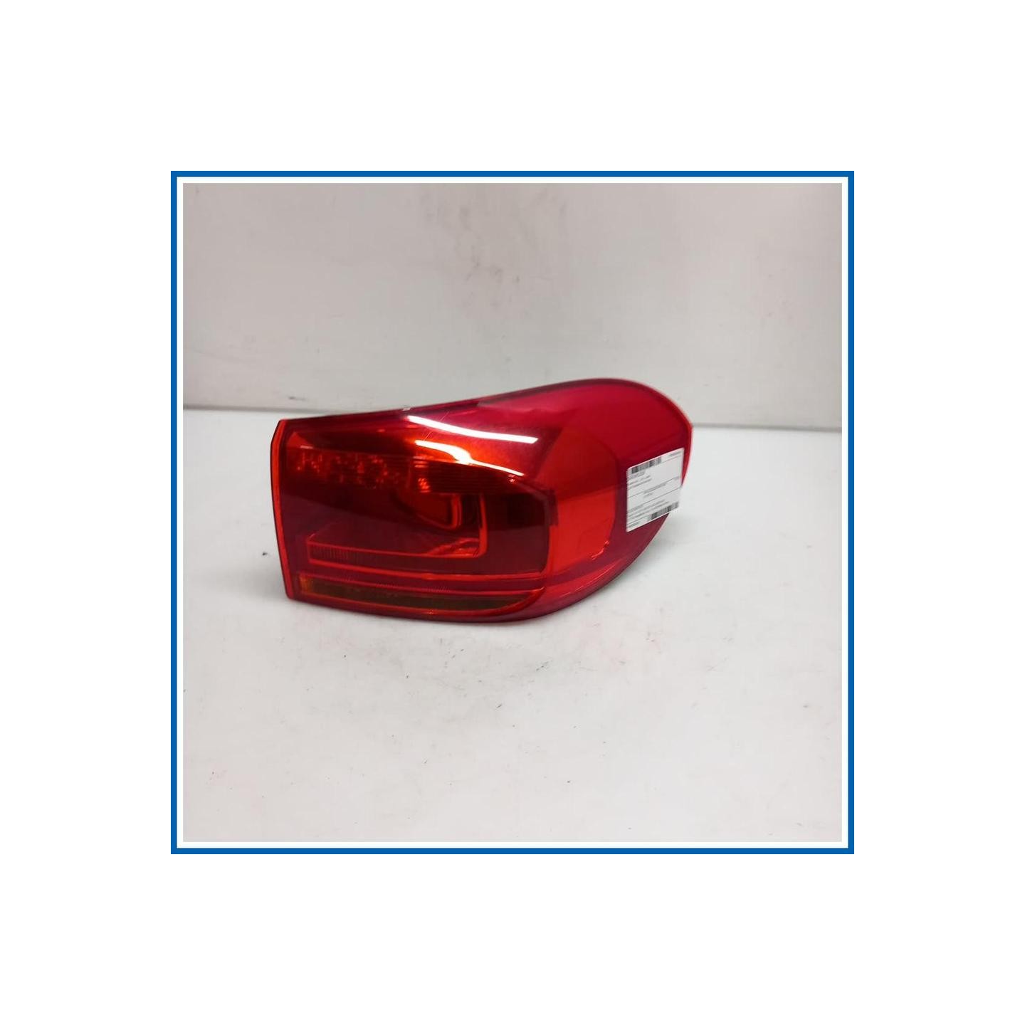Fanale est. . | dx. | post. VOLKSWAGEN Tiguan I