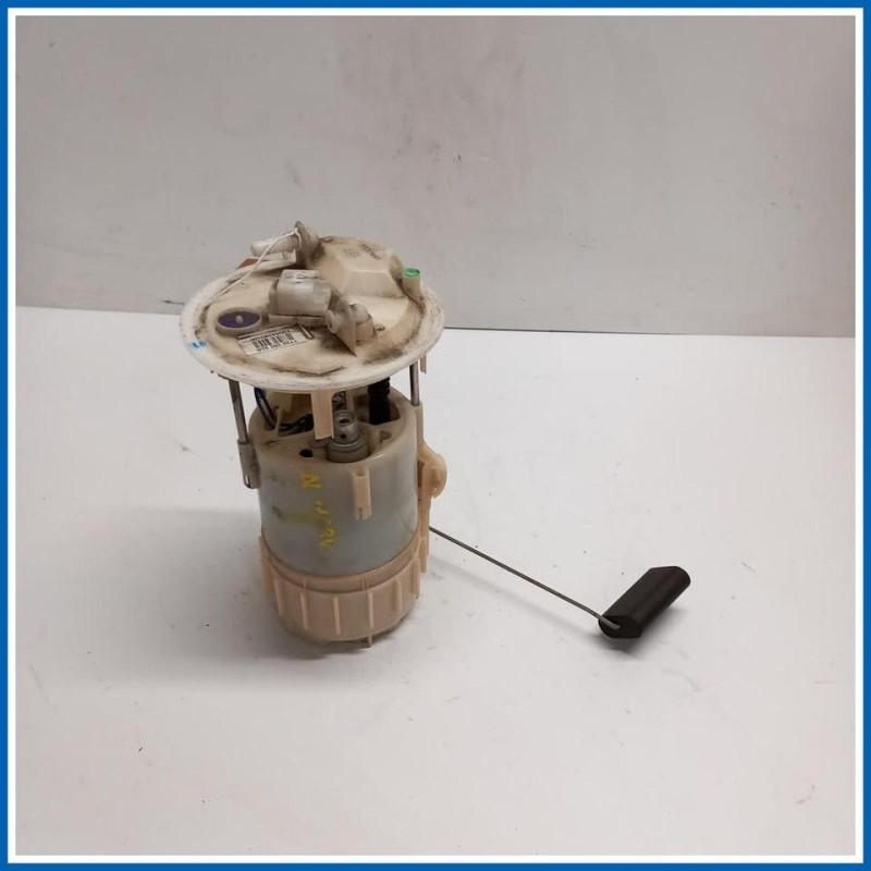 Pompa carburante c/galleggiante . |  |  RENAULT Laguna III