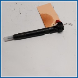 Iniettore INIETTORE PER COMMON RAIL |  |  MERCEDES Classe GLA X156