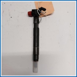 Iniettore INIETTORE PER COMMON RAIL |  |  MERCEDES Classe GLA X156