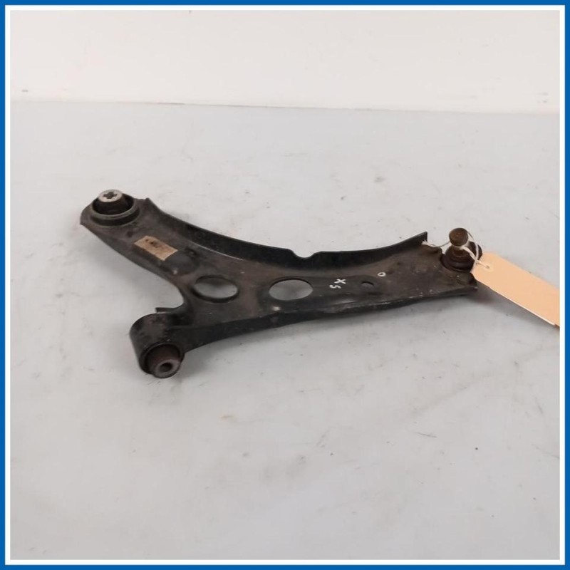 Braccio oscillante TRIANGOLO | sx. | ant. PEUGEOT 208 II