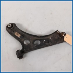 Braccio oscillante TRIANGOLO | sx. | ant. PEUGEOT 208 II