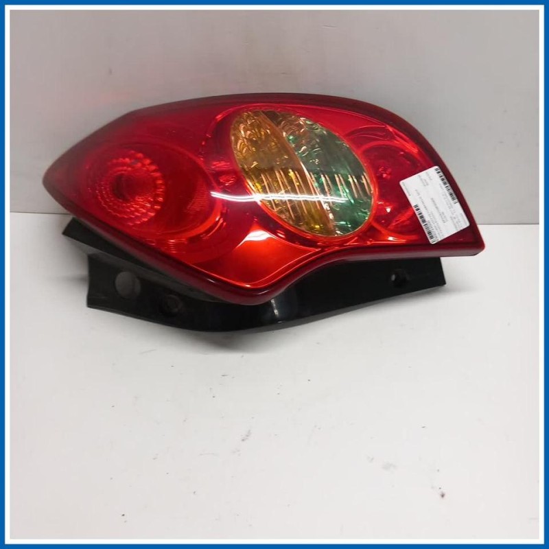 Fanale LAMP ASSY-RR COMBI-RH | dx. | post. SSANGYONG Korando III