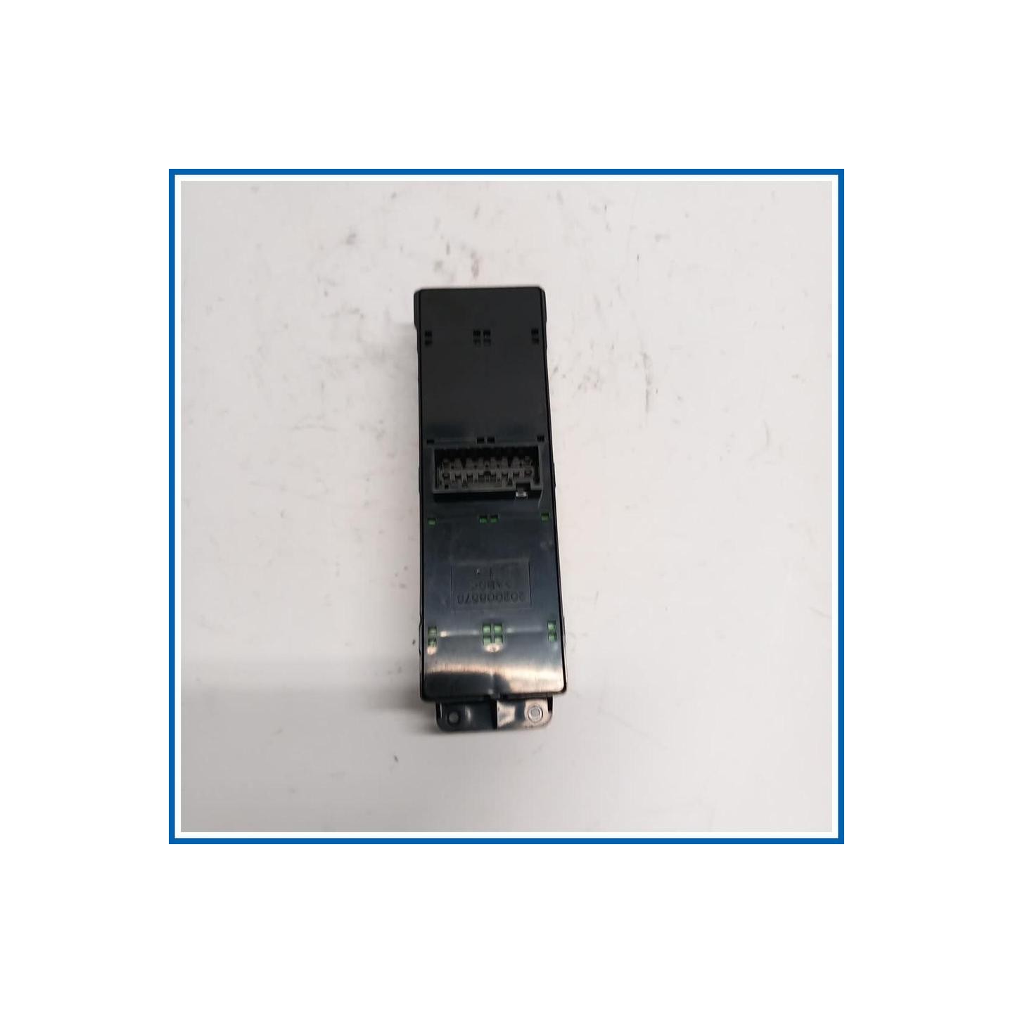 Interruttore alzacristalli SWITCH ASSY-PWR WDW MAIN | sx. | ant. SSANGYONG Korando III