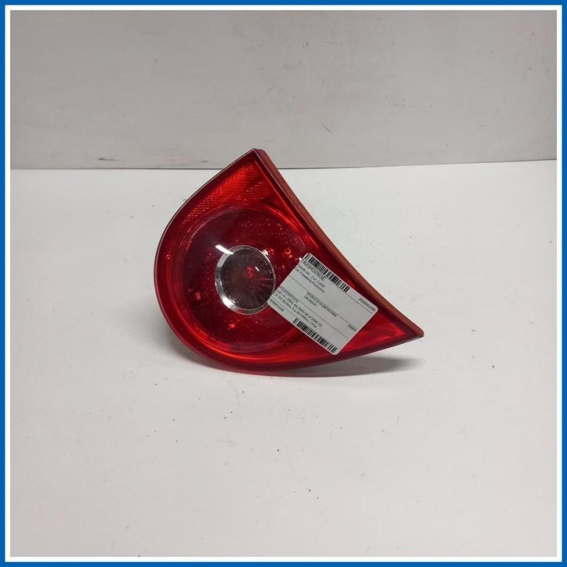 Fanale int. . | sx. | post. VOLKSWAGEN Golf V