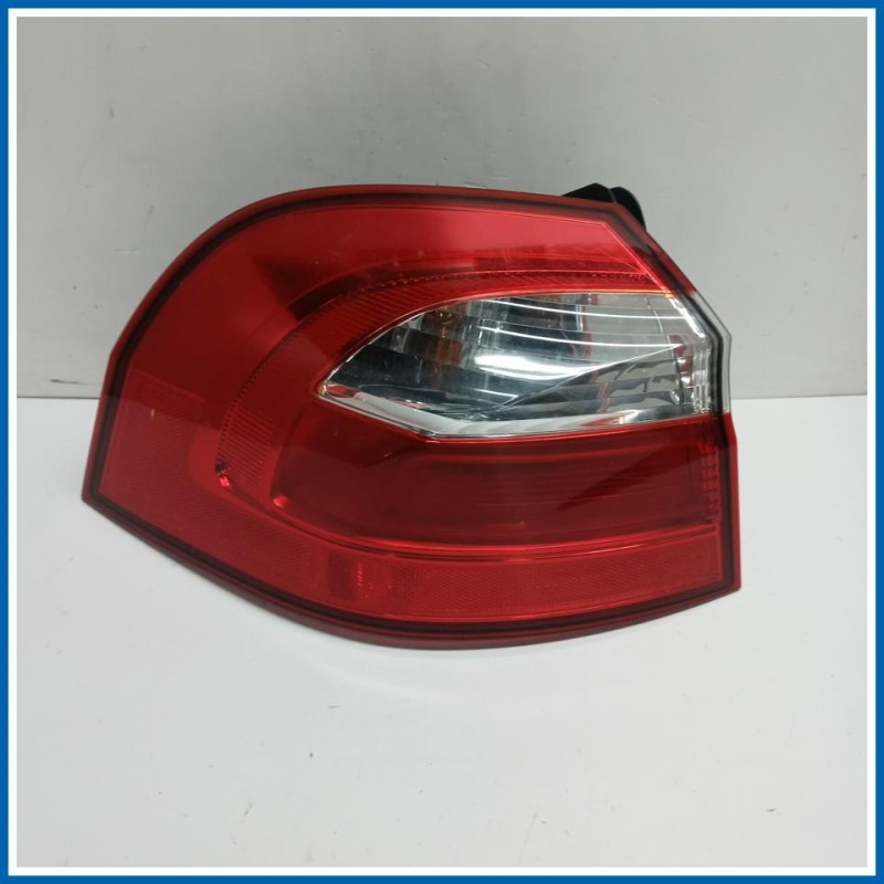 Fanale est. LAMP ASSY-REAR COMB OUTSIDE,LH | sx. | post. KIA Rio III