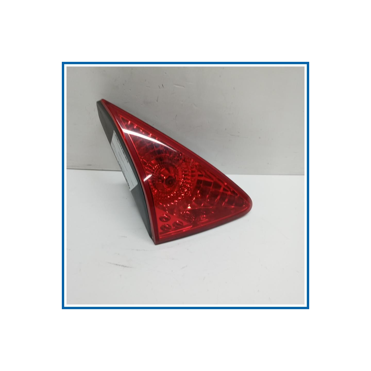 Fanale int. FANALE | sx. | post. PEUGEOT 3008 I