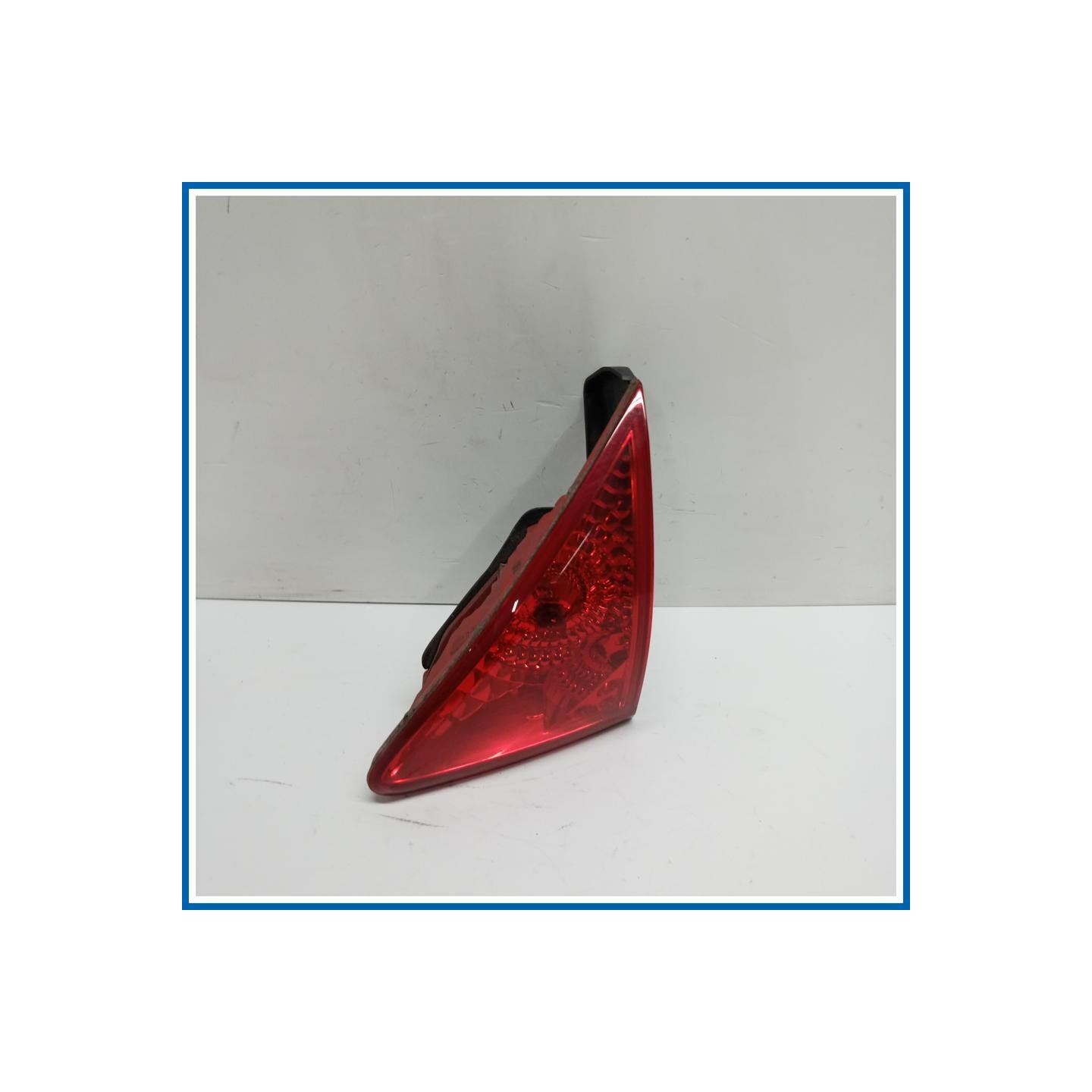 Fanale int. FANALE | dx. | post. PEUGEOT 3008 I