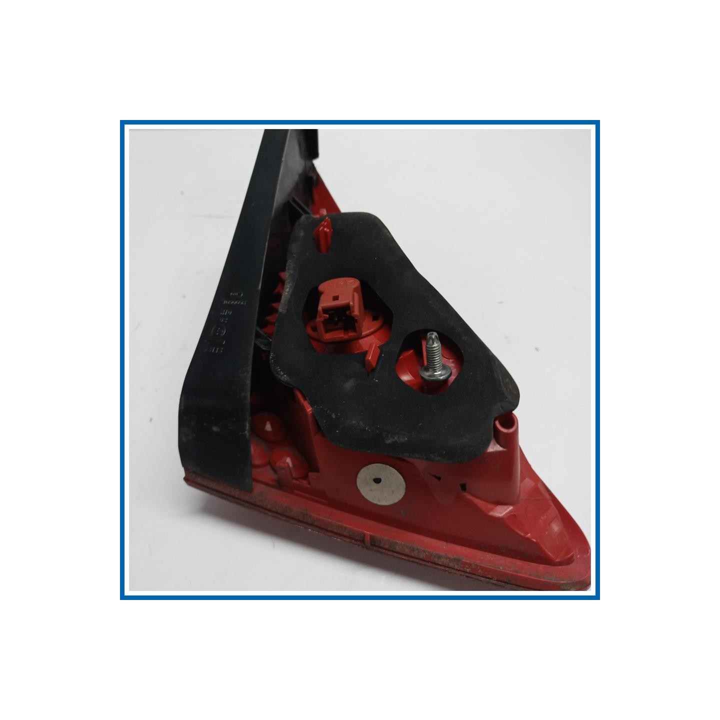 Fanale int. FANALE | dx. | post. PEUGEOT 3008 I