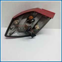 Fanale . | dx. | post. SKODA Fabia 542