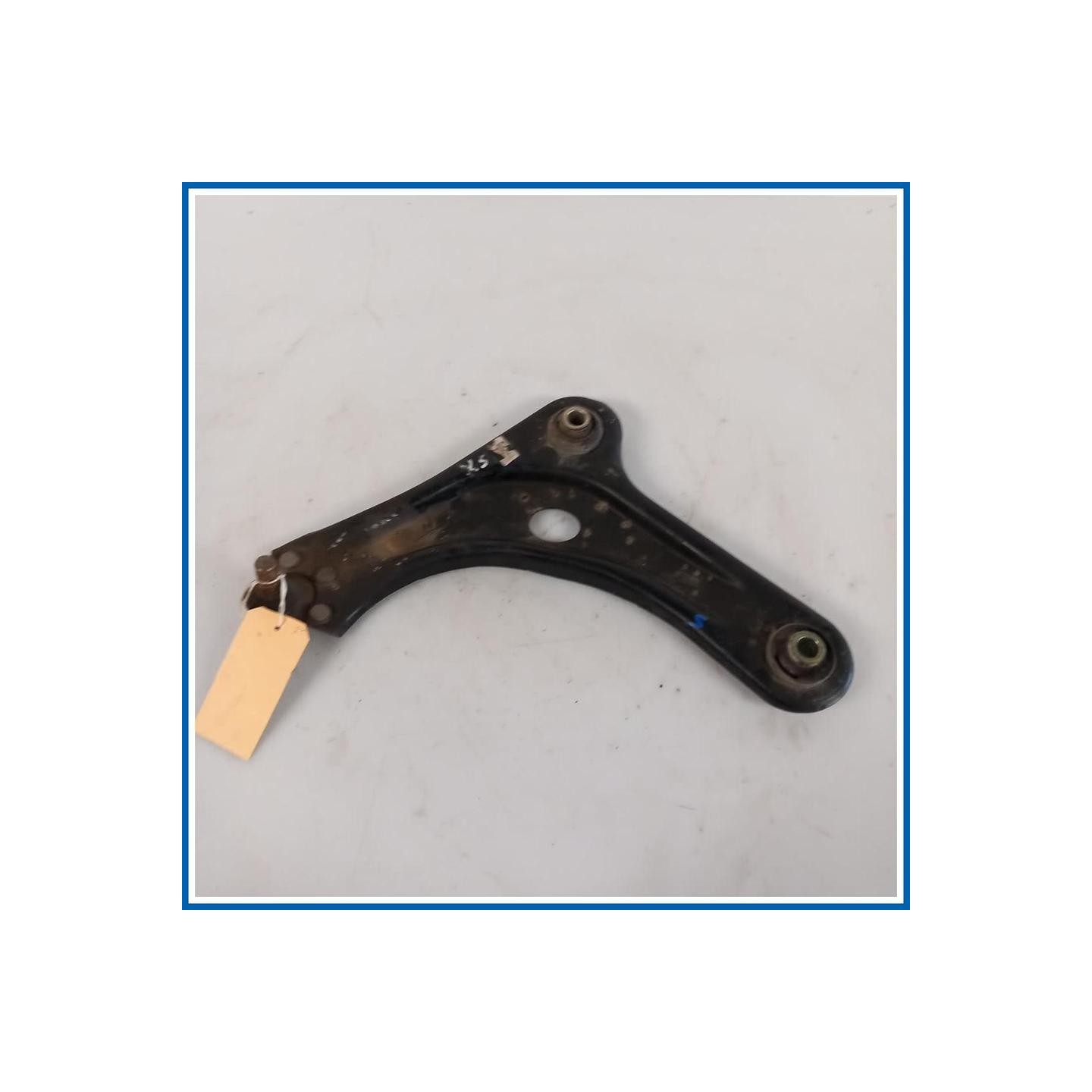Braccio oscillante TRIANGOLO | sx. | ant. PEUGEOT 2008 I