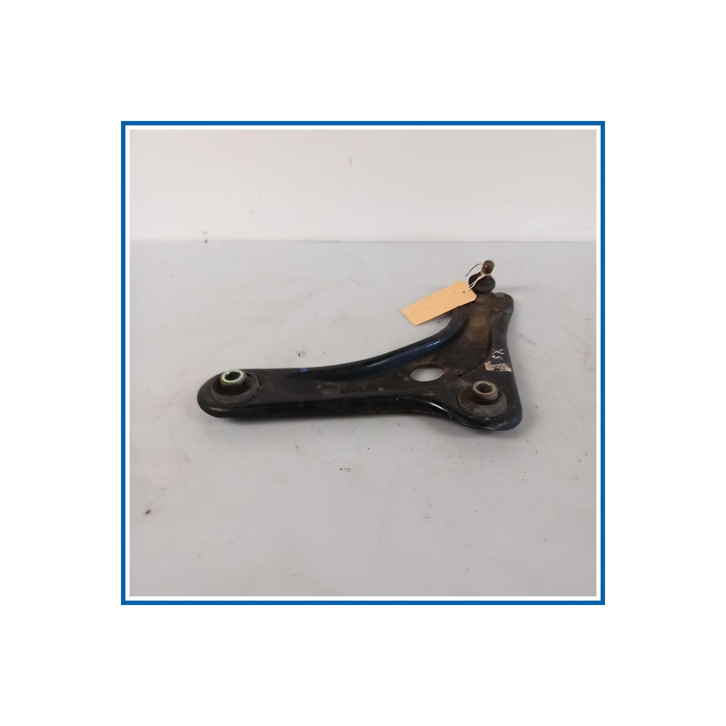 Braccio oscillante TRIANGOLO | sx. | ant. PEUGEOT 2008 I