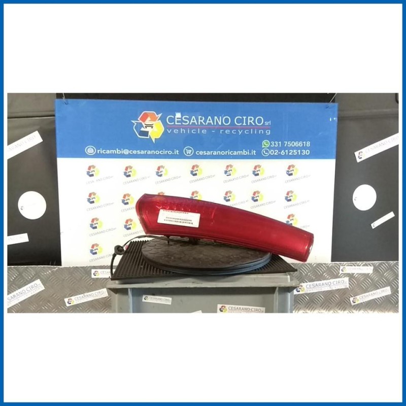 FANALE POST. PARTE SUP. DX KIA CEE'D (01/07>07/12
