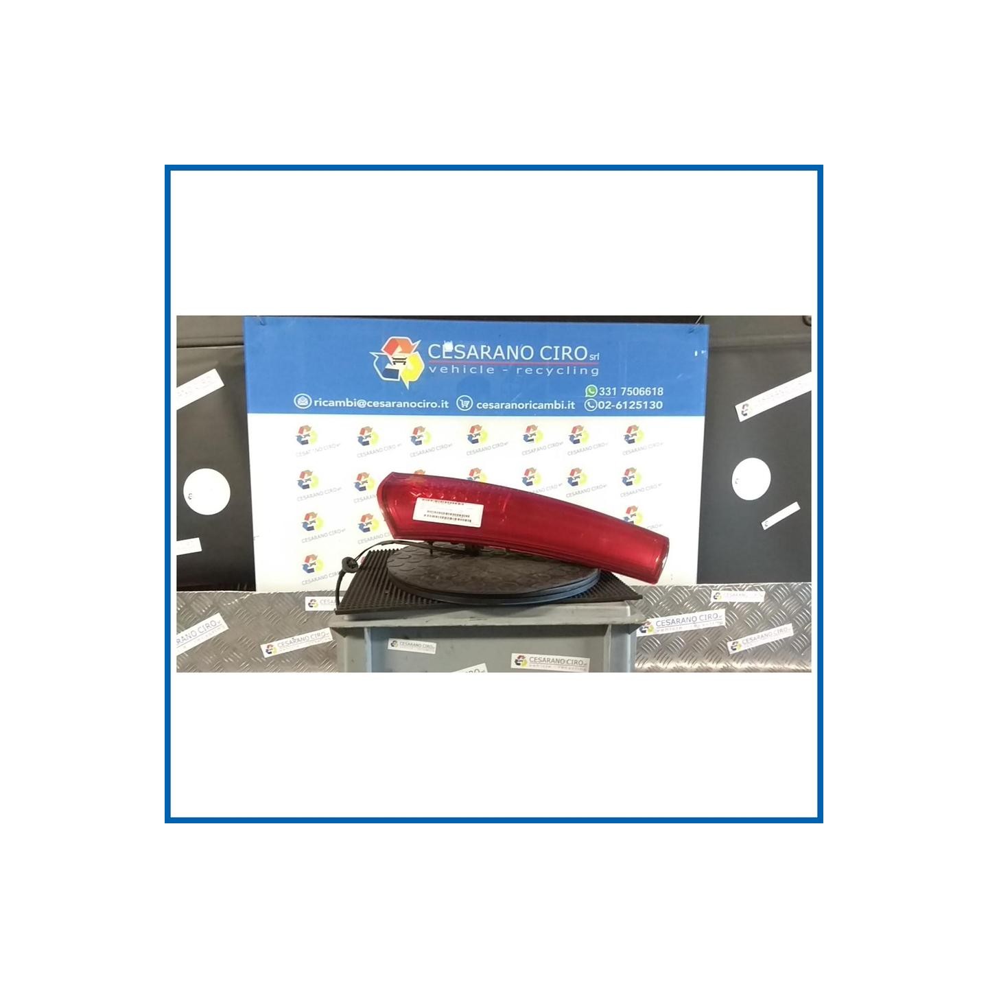 FANALE POST. PARTE SUP. DX KIA CEE'D (01/07>07/12