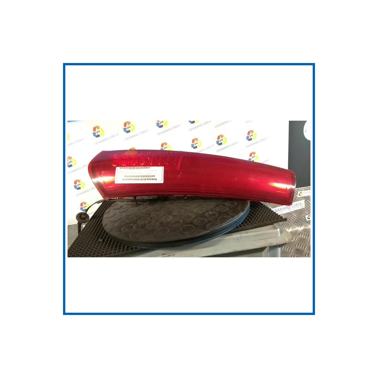 FANALE POST. PARTE SUP. DX KIA CEE'D (01/07>07/12