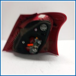 Fanale PLASTICA POST.SX | sx. | post. TOYOTA Yaris (France ) II