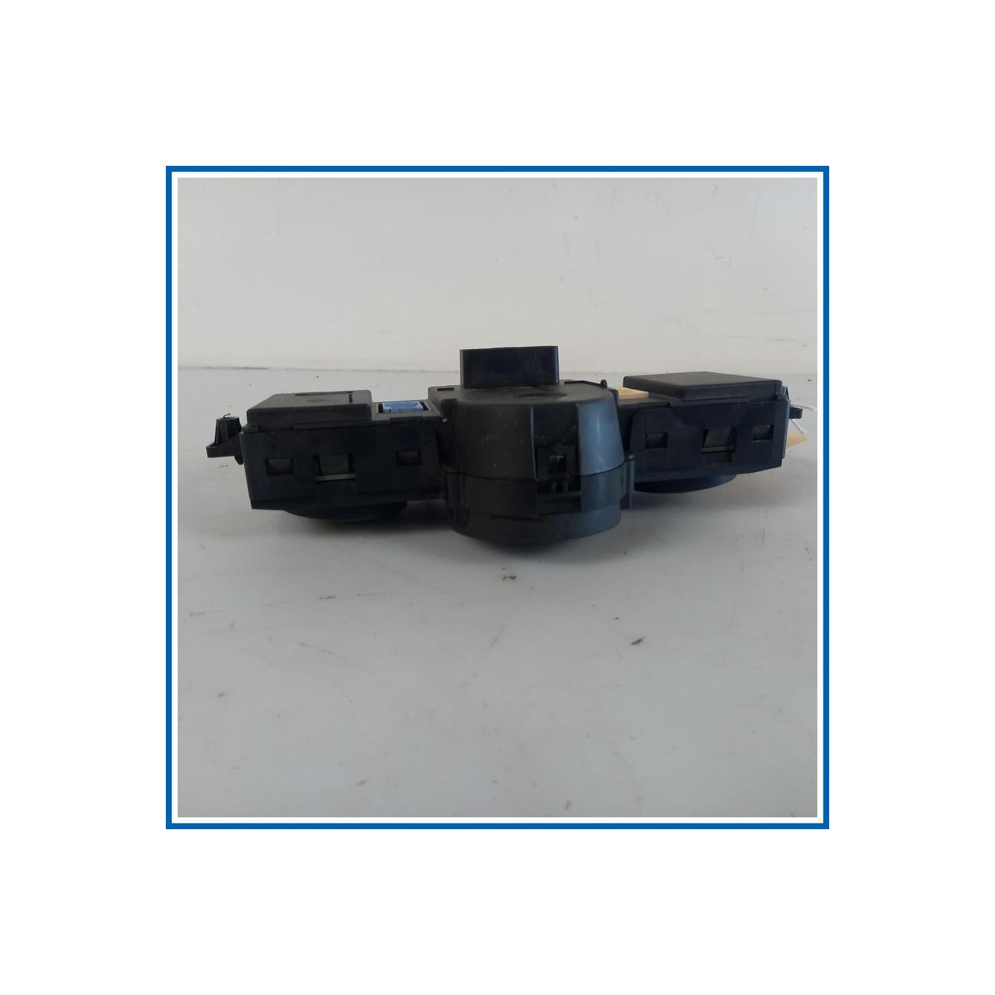 Modulo comando riscaldamento / clima TABLEAU COMMANDE |  |  RENAULT Grand Modus