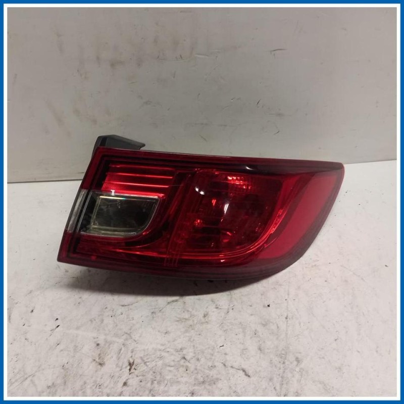 Fanale est. FANALINO POST DX | dx. | post. RENAULT Clio IV