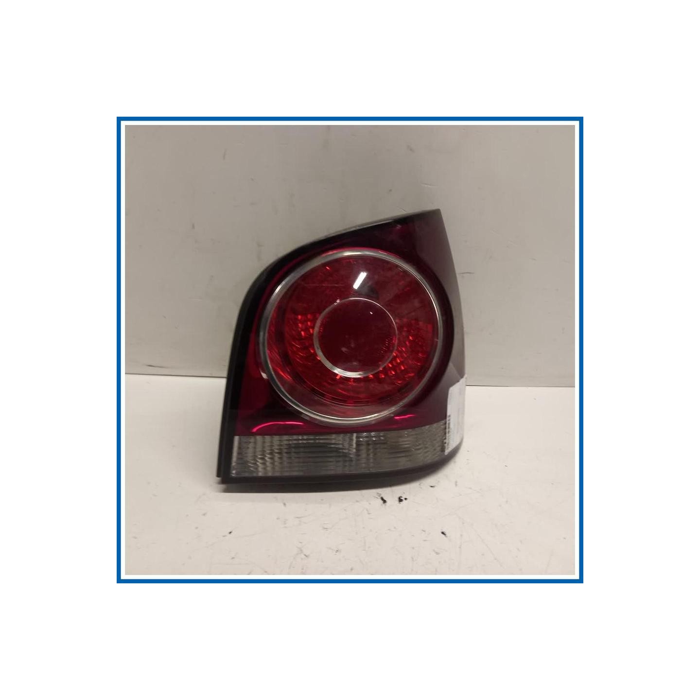 Fanale . | dx. | post. VOLKSWAGEN Polo V