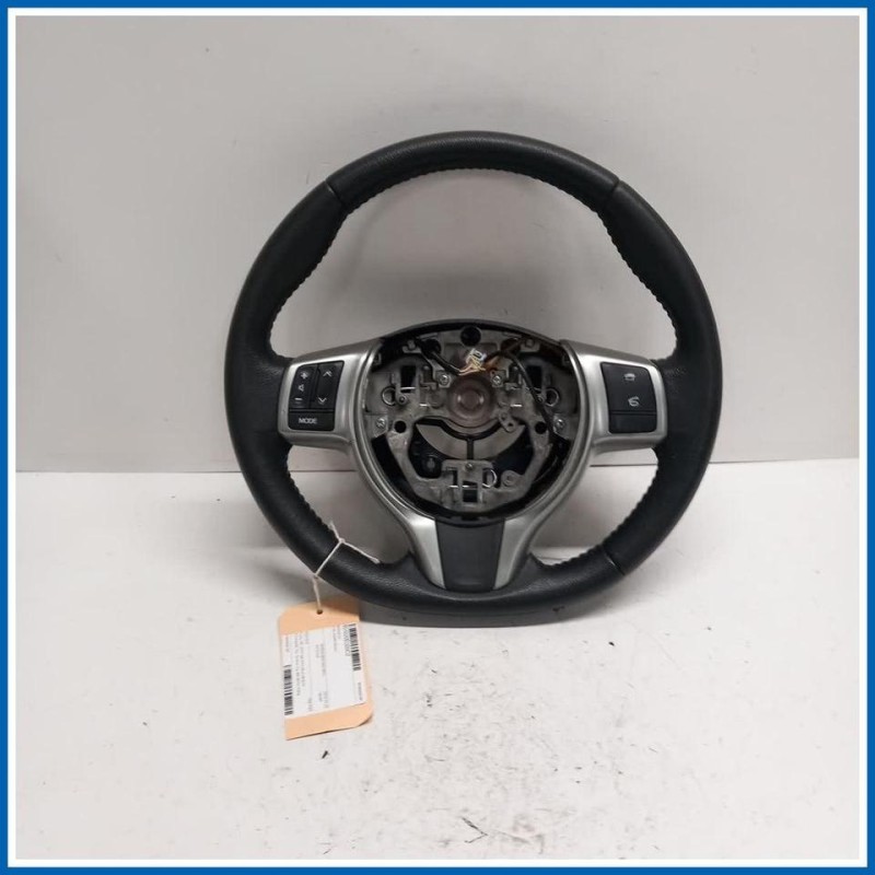 Volante |  |  TOYOTA Yaris IV