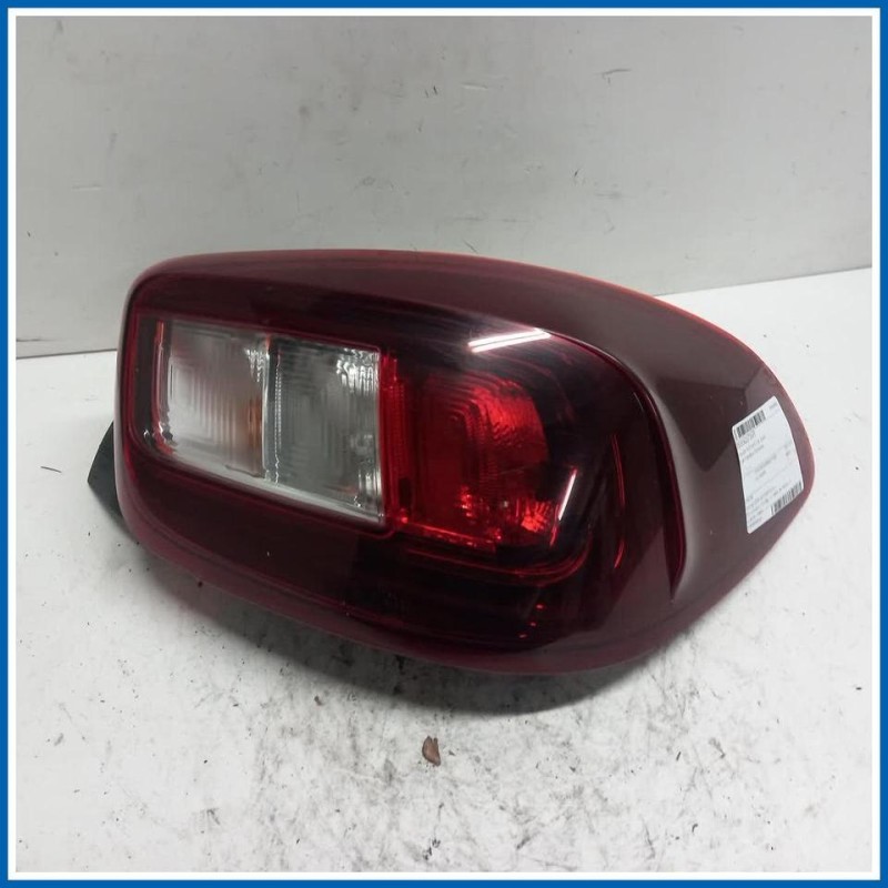 Fanale FEU AR D | dx. | post. DACIA Spring