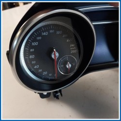 Quadro strumenti STRUMENTAZIONE |  |  MERCEDES Classe GLA X156
