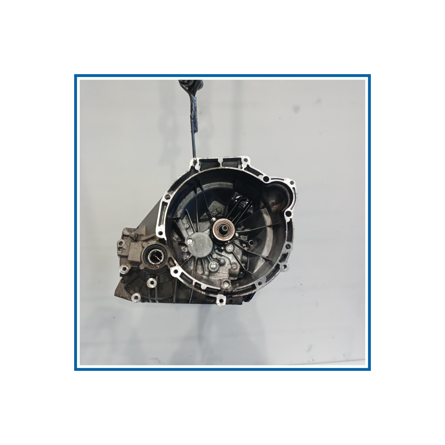 Cambio TRANSAXLE ASSY |  |  FORD Fiesta VI