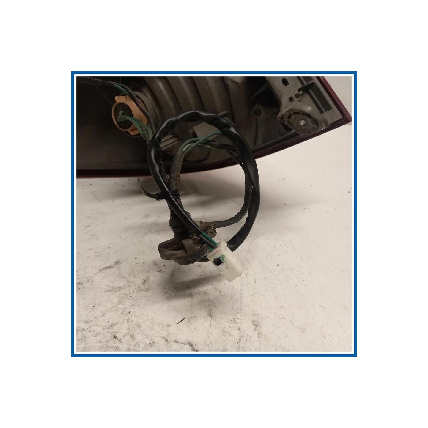 Fanale FANALE POST.DX | dx. | post. SUBARU Legacy IV SW
