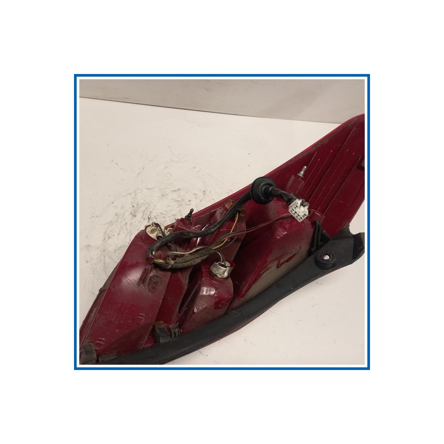 Fanale LENTE+ALLOGG-GR OTTICO POST, D | dx. | post. HYUNDAI i20 I