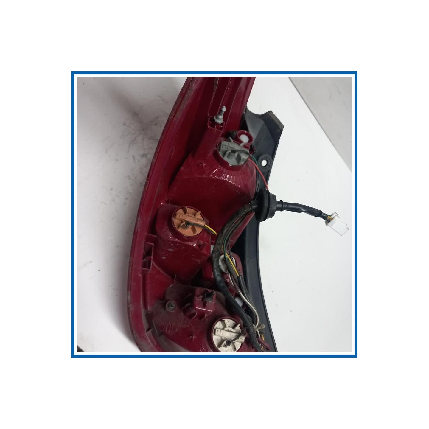 Fanale LENTE+ALLOGG-GR OTTICO POST, D | dx. | post. HYUNDAI i20 I