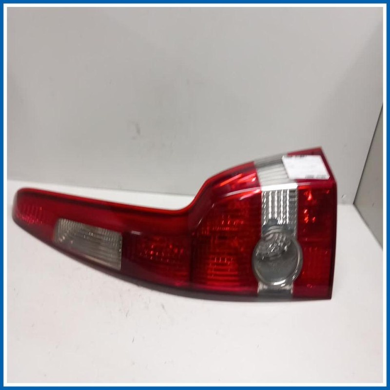 Fanale SCATOLA LAMPADA | dx. | post. VOLVO V50