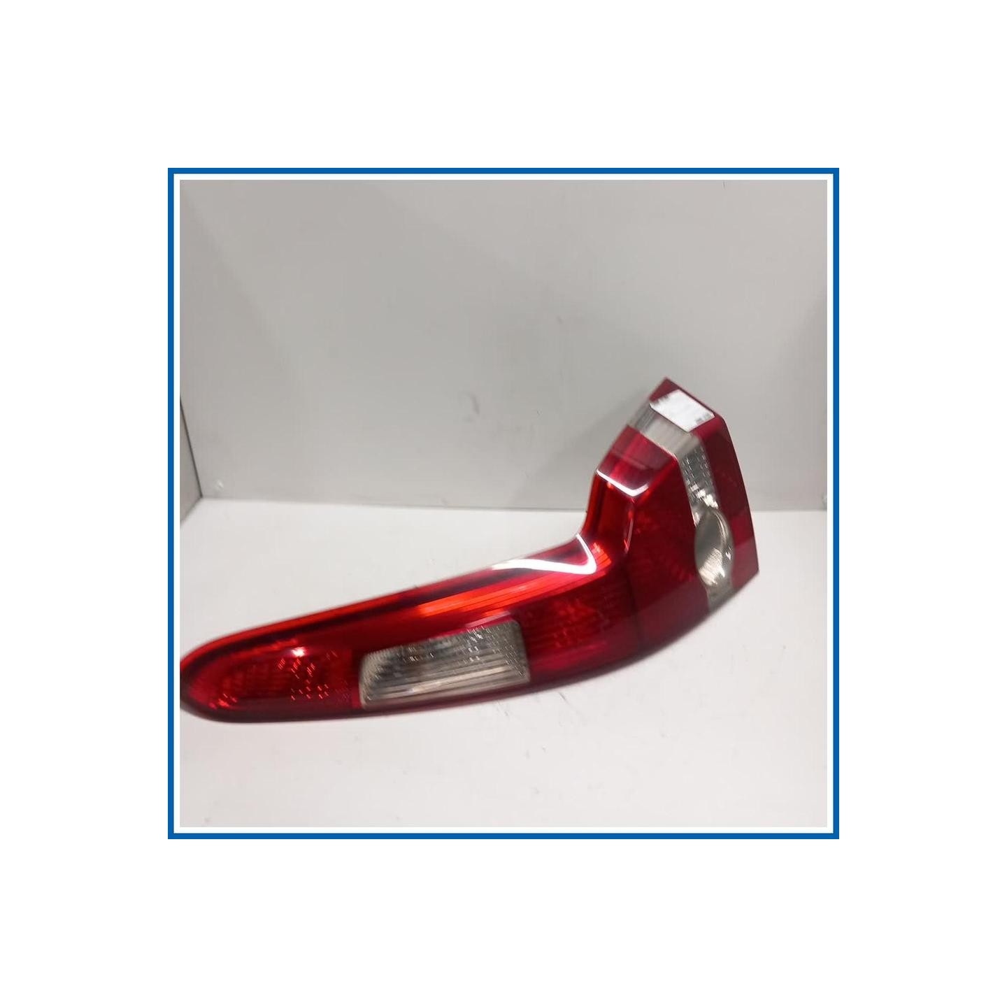 Fanale SCATOLA LAMPADA | dx. | post. VOLVO V50