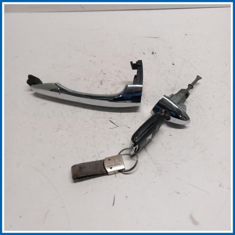 Maniglia porta est. HANDLE ASSY-DOOR OUTSIDE | sx. | ant. KIA Sportage III