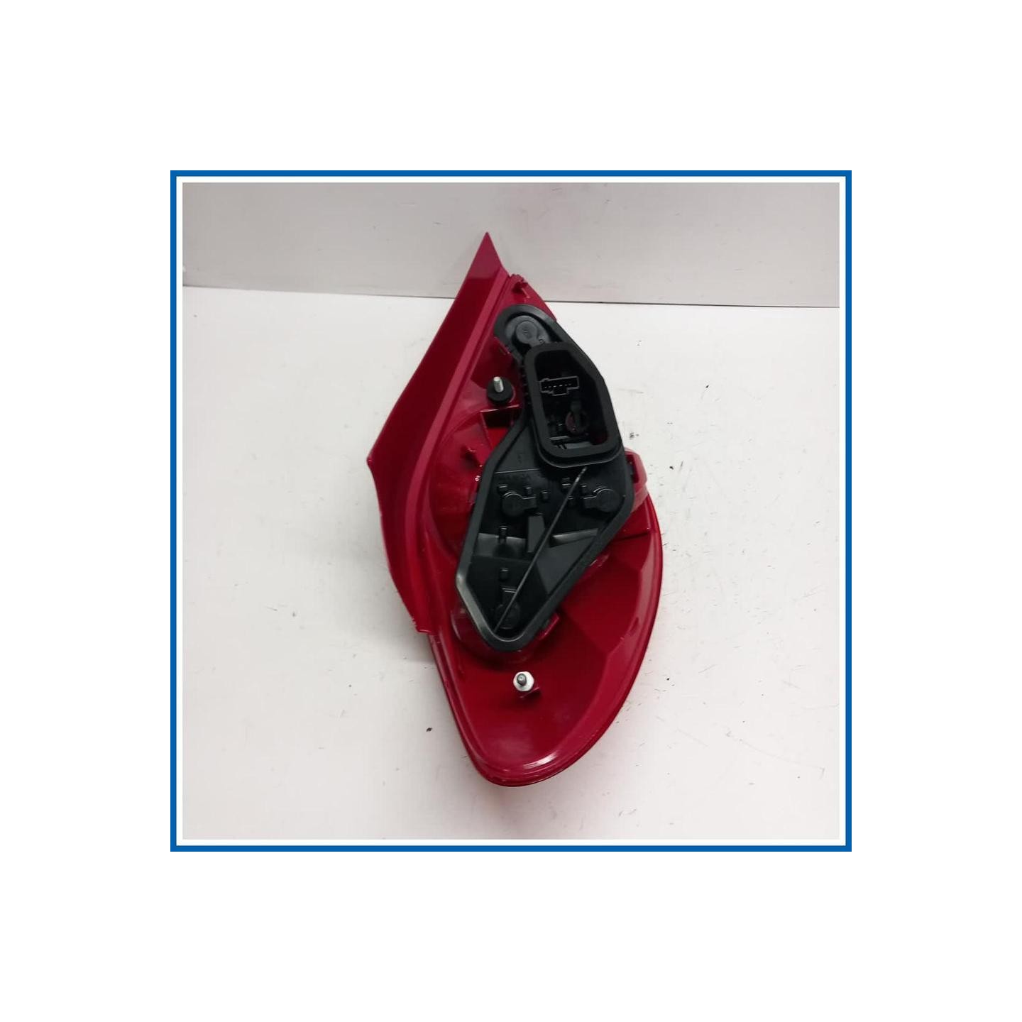 Fanale FANALE POSTERIO | dx. | post. PEUGEOT 207