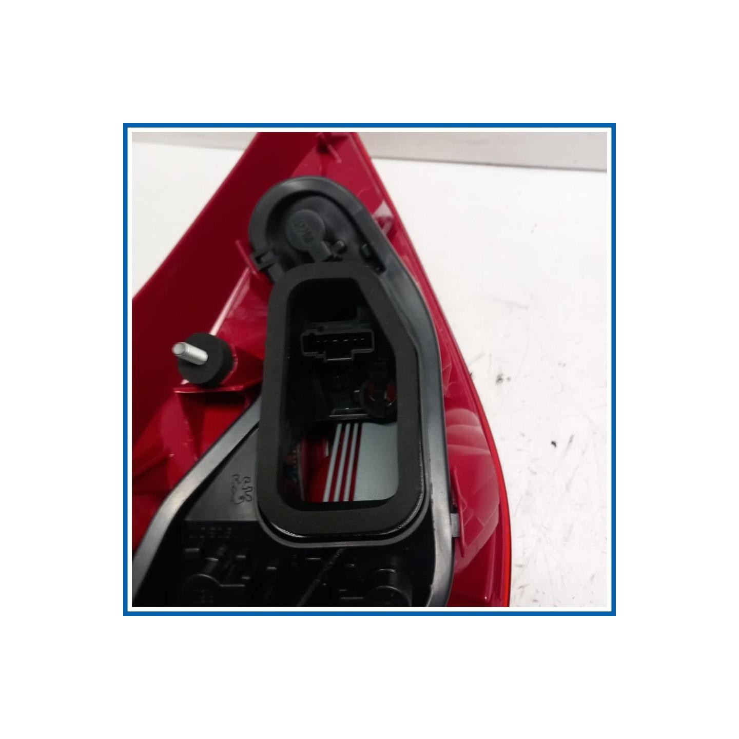 Fanale FANALE POSTERIO | dx. | post. PEUGEOT 207