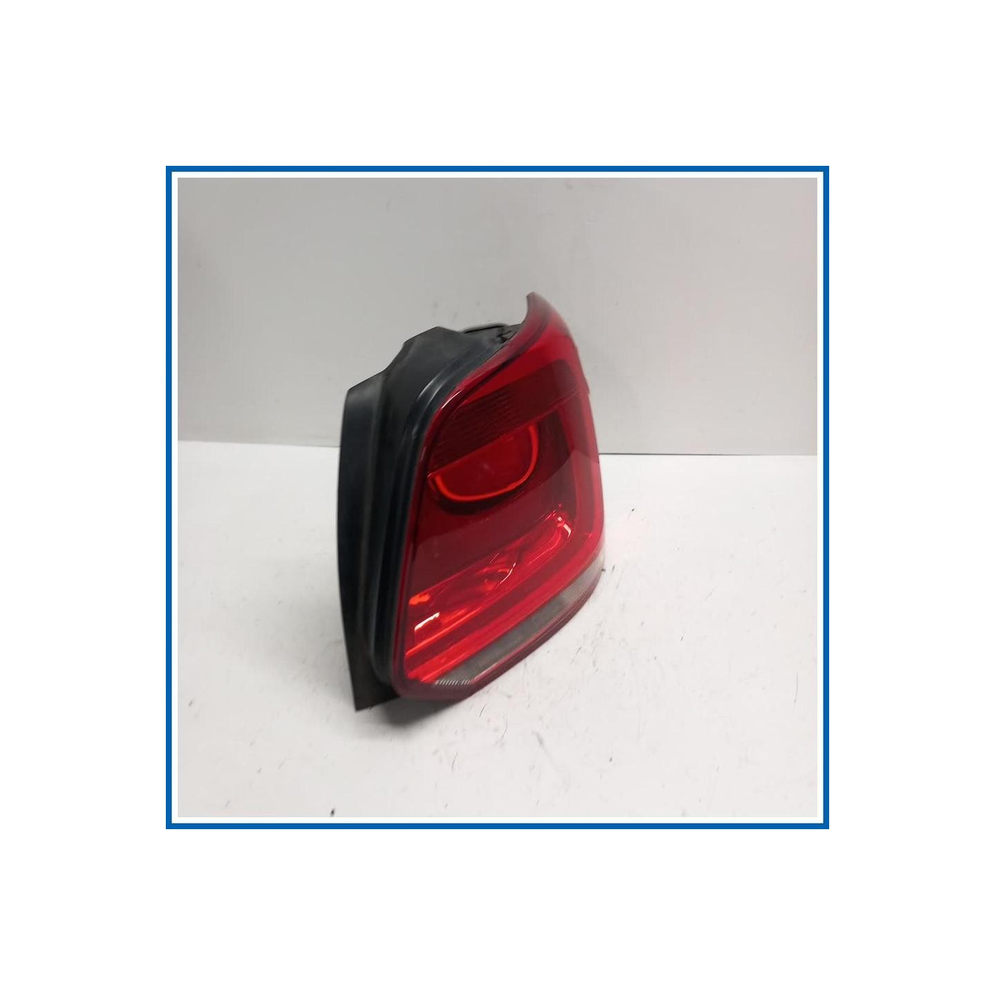 Fanale FANALE POST.DX POLO '2009> | dx. | post. VOLKSWAGEN Polo VI