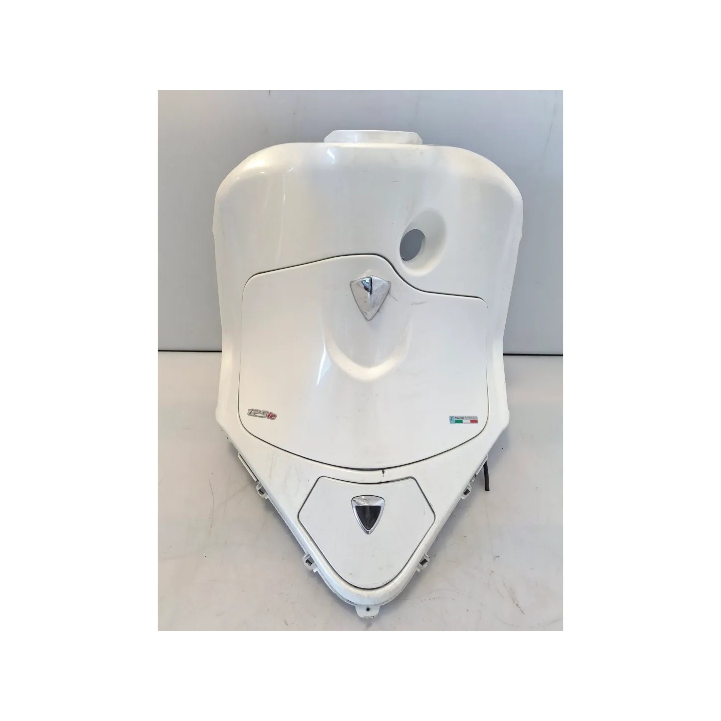 Carenatura anteriore parte interno/bauletto Piaggio Fly Fly 125 (disco post) (E3) 