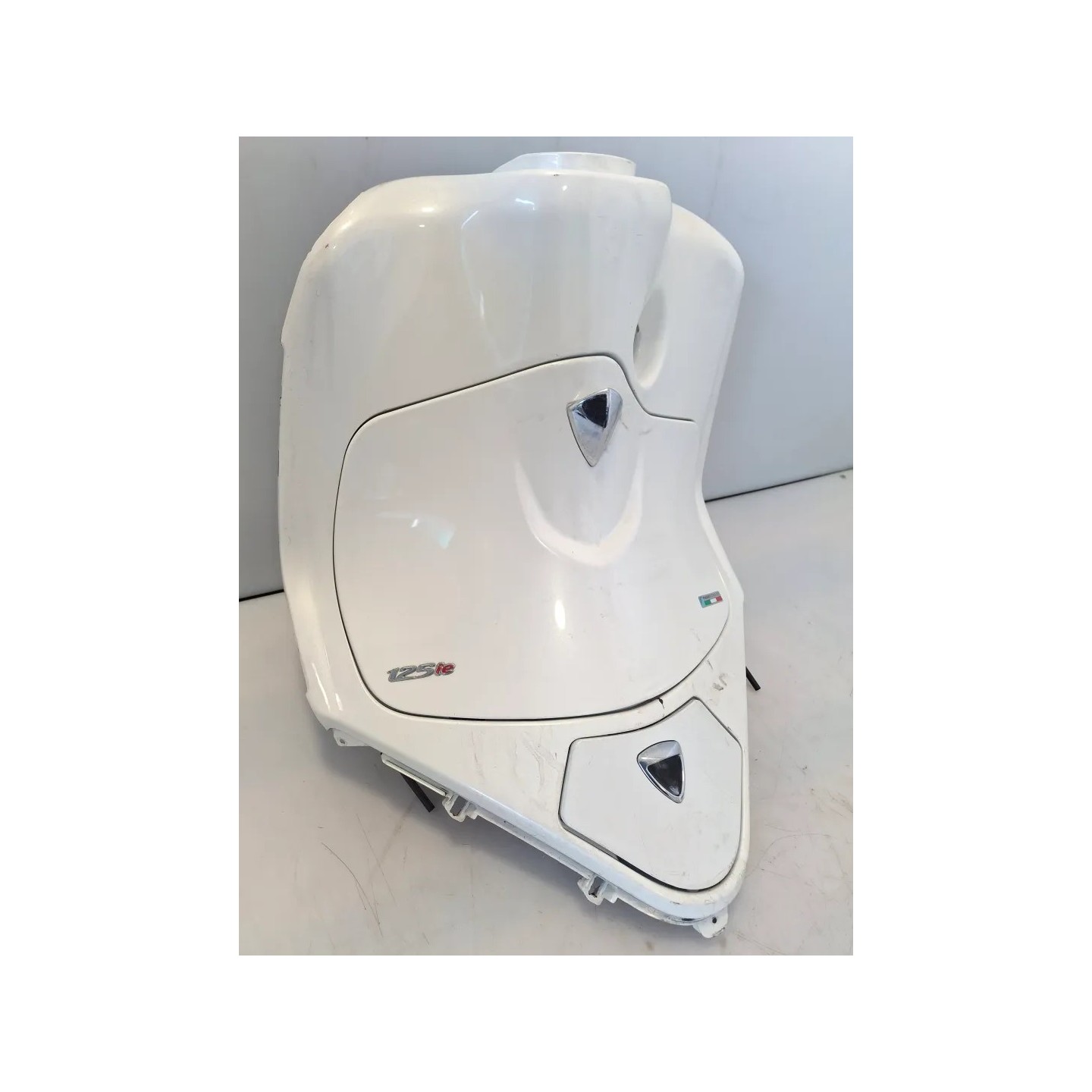 Carenatura anteriore parte interno/bauletto Piaggio Fly Fly 125 (disco post) (E3) 