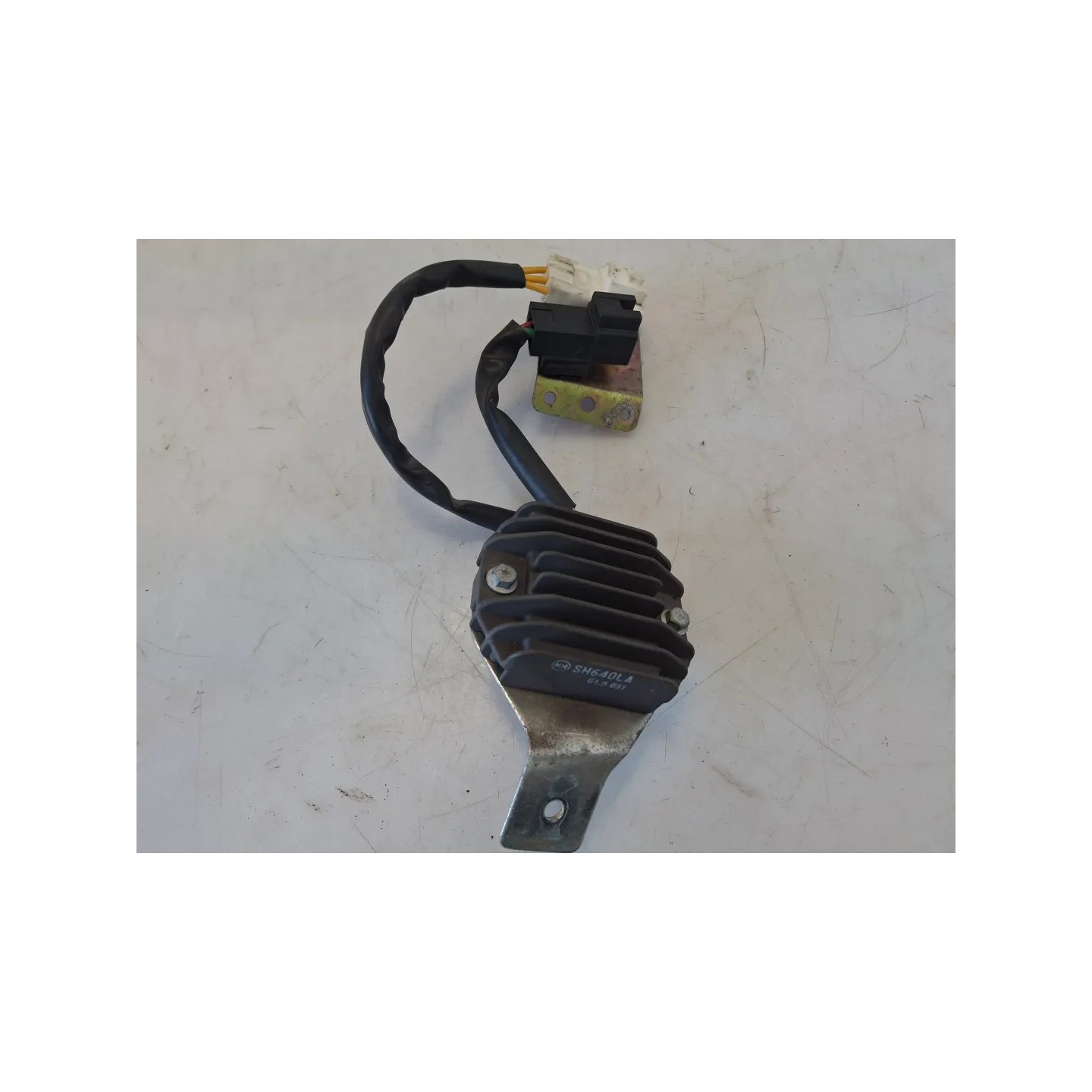 Regolatore tensione Piaggio Fly Fly 125 (disco post) (E3)