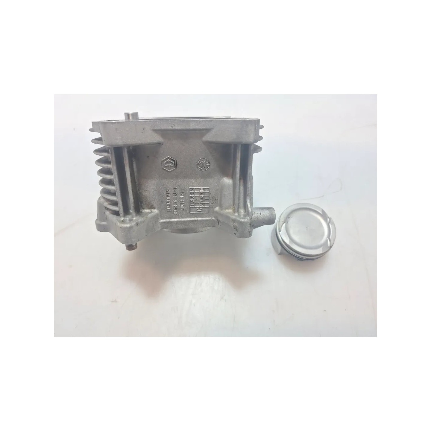 Cilindro con pistone Piaggio Fly Fly 125 (disco post) (E3) 