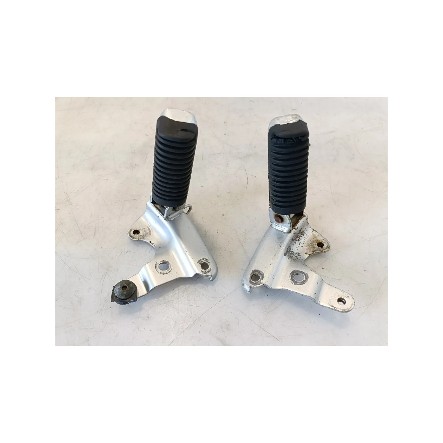 Pedana appoggiapiede posteriore completo Yamaha T-Max 500 (E2) (03-07) T-Max 500 