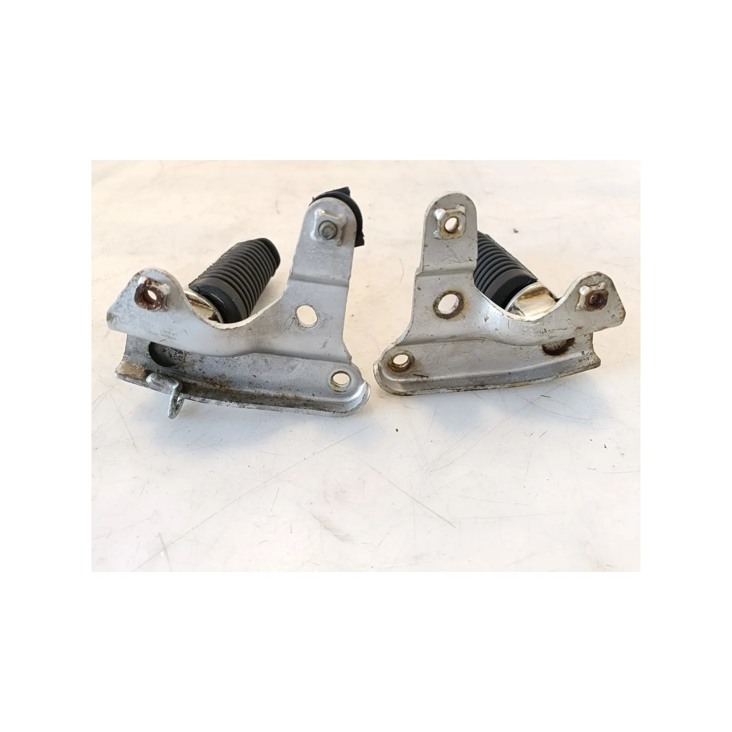 Pedana appoggiapiede posteriore completo Yamaha T-Max 500 (E2) (03-07) T-Max 500 