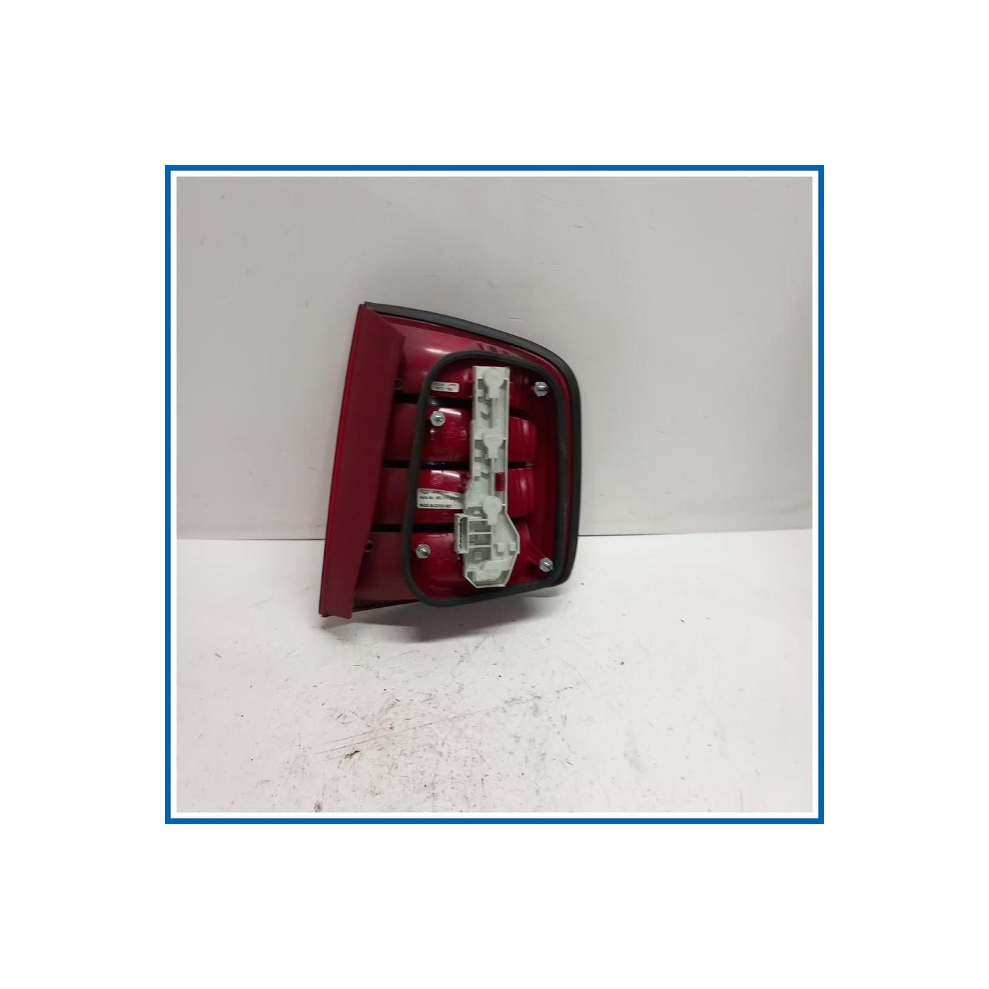 Fanale . | sx. | post. SKODA Fabia 6Y5 SW