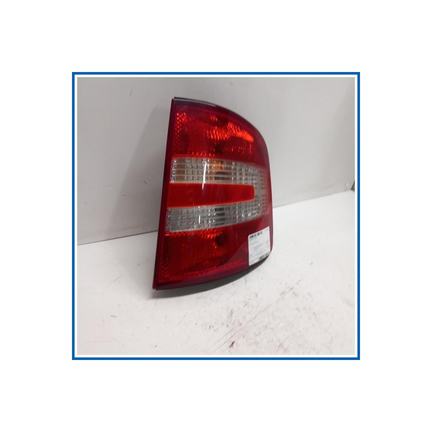 Fanale . | dx. | post. SKODA Fabia 6Y5 SW