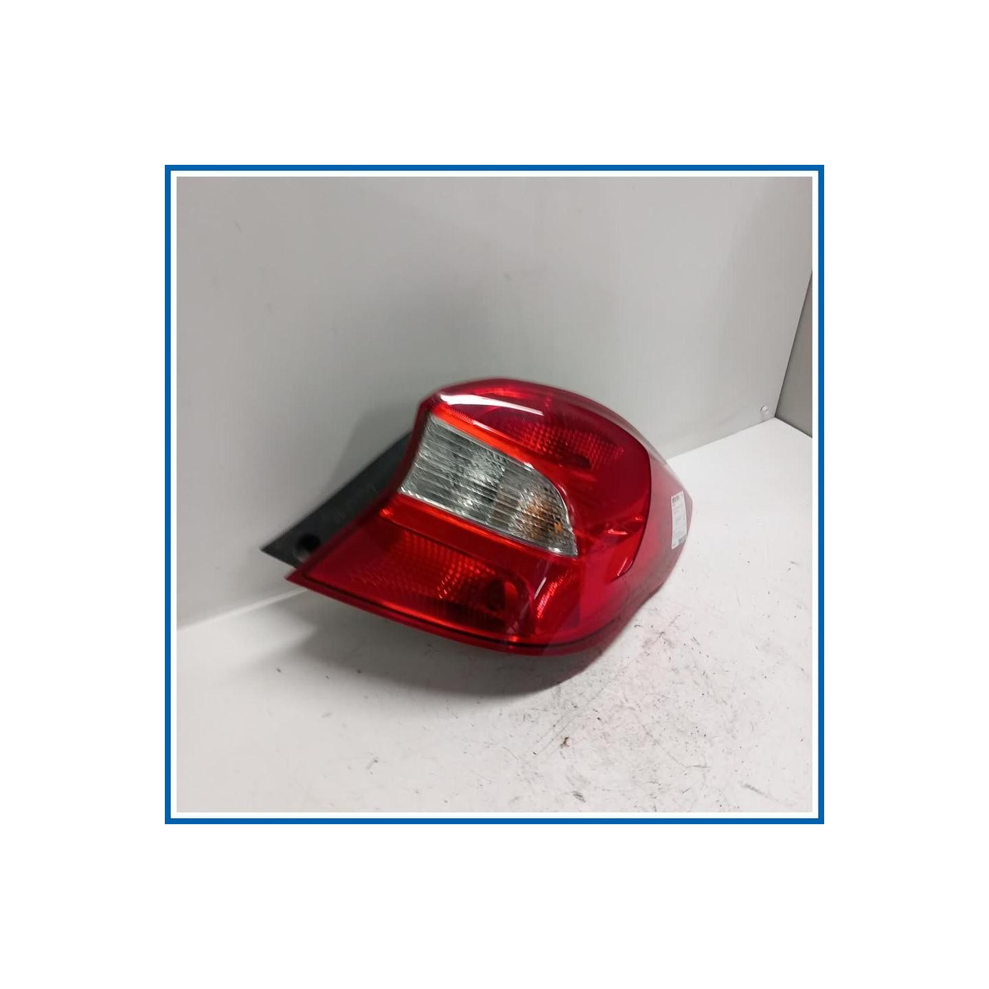 Fanale REAR LAMPS & LENSES | dx. | post. FORD KA+