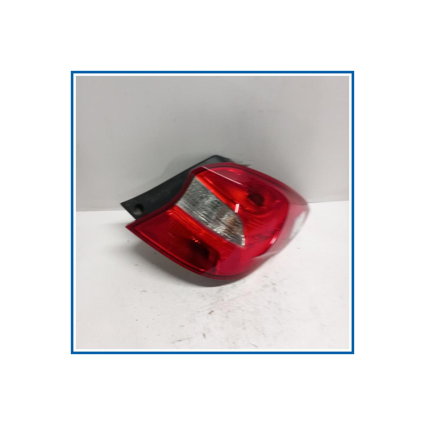 Fanale REAR LAMPS & LENSES | dx. | post. FORD KA+